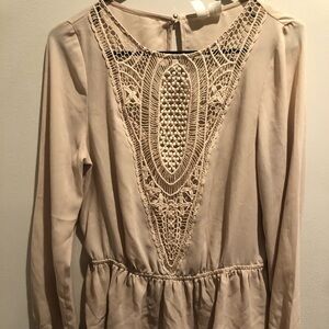 Forever 21 exclusive brand blouse. Size Medium.